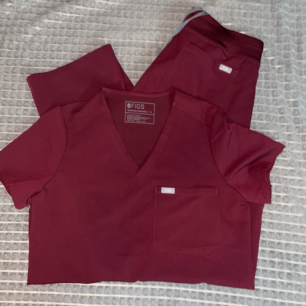 Burgundy Top and Bottom FIGS scrubs
